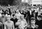 Lubin 1.09.1982, demonstranci na ul. Kopernika